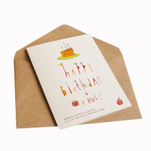 Tarjeta de cumpleaños de papel de regalo personalizada a todo color